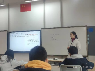 注重學(xué)習(xí)過程，完美教學(xué)效果——中學(xué)部語(yǔ)文組教研活動(dòng)簡(jiǎn)報(bào)