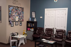 20160927-koster-family-chiropractic-office-02